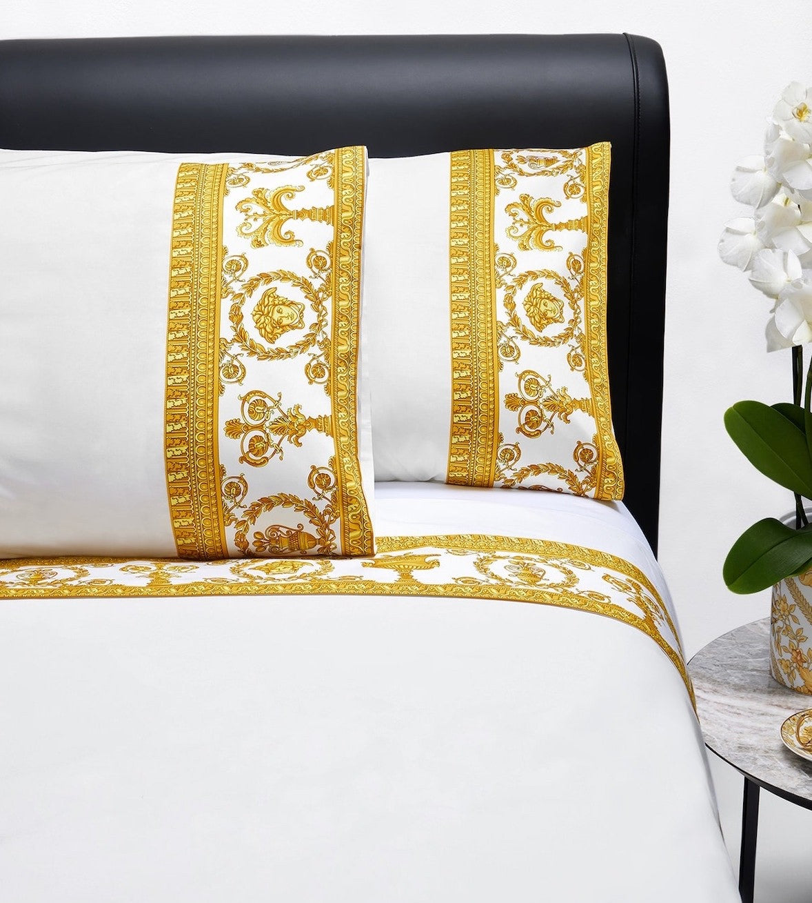 Versace I ♡ Baroque King Size Pillowcase Set White Gold Medusa Retail $250