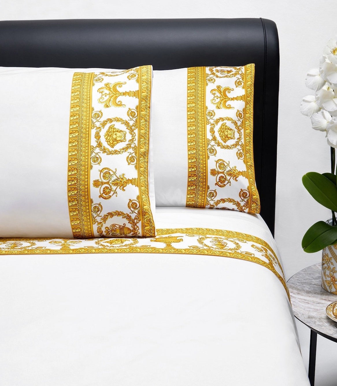 Versace I ♡ Baroque Bedsheet Set Queen Size White Gold Medusa