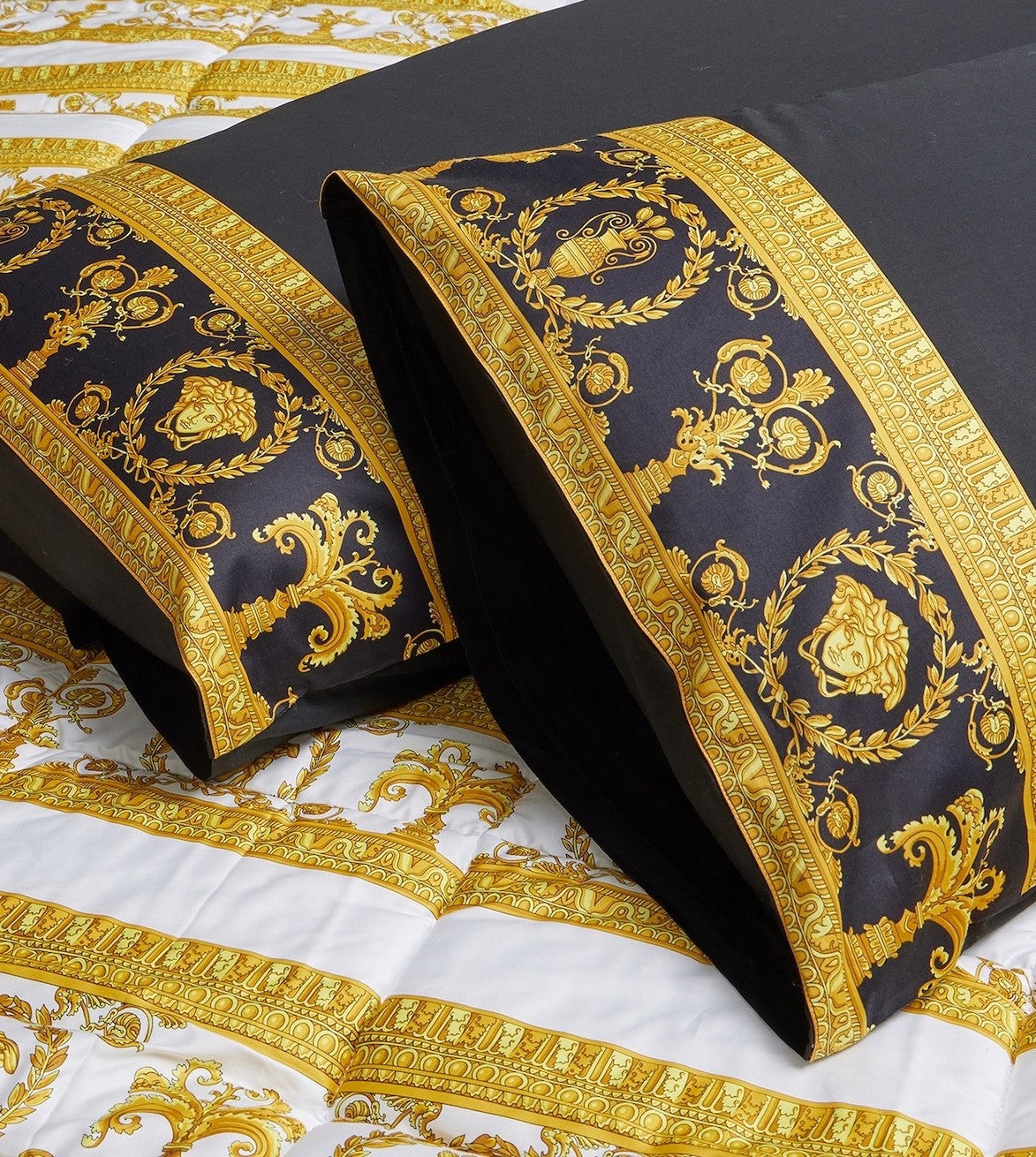 Versace I ♡ Baroque Bedsheet Set King Size Black Gold Medusa